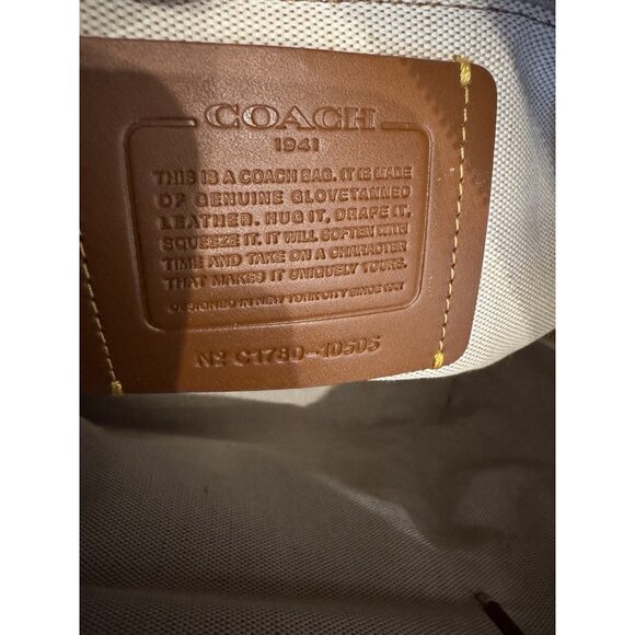 Coach Tea Rose Dakota Rouge Shoulder Bag Chalk Leather Flower Appliqué MINT - Picture 10 of 16